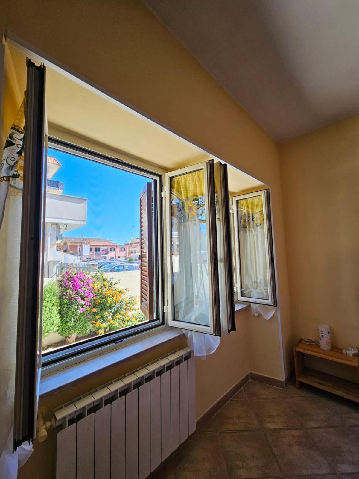 Bebo House Fiumicino Apartment ภายนอก รูปภาพ